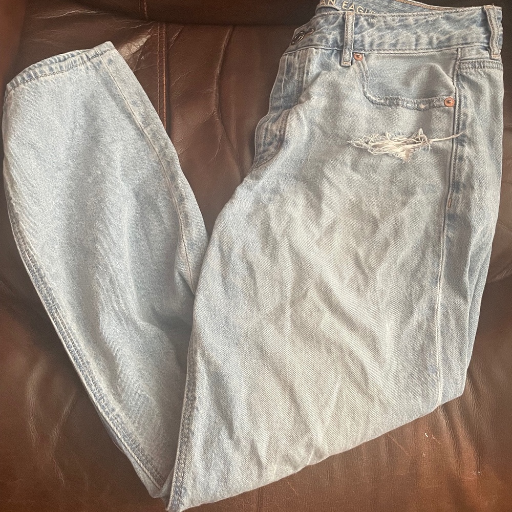 American Eagle Boyfriend Jeans- Size: 8 Short